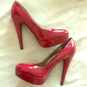 Gorgeous red heels